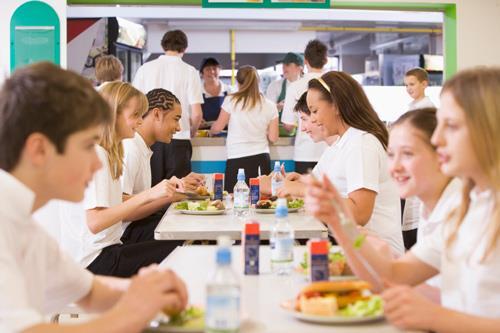 Check with your RD or school food service director for accurate carb amounts Students should be allowed to participate in school parties or events with food Students with type 1 diabetes should cover