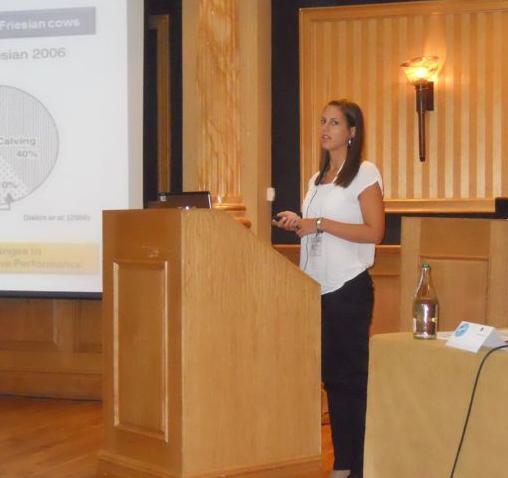 Winner of the STUDENT COMPETITION Veronica Maillo, Spain Effect of lactation on circulating metabolic hormones and early embryo development in postpartum dairy cows Maillo V, Besenfelder U 2,