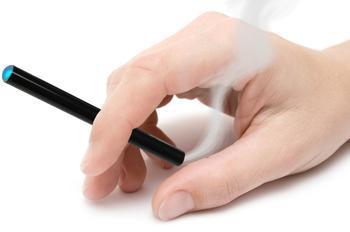 Profile of an adult e-cigarette users Most users are current and former smokers 6.