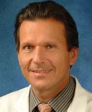 Highlights 7 Dolly Green Professor of Ophthalmology and Professor of Neurobiology at UCLA, Dean Bok, PhD, received the Paul Kayser International Award in Retina Research at the XVII International