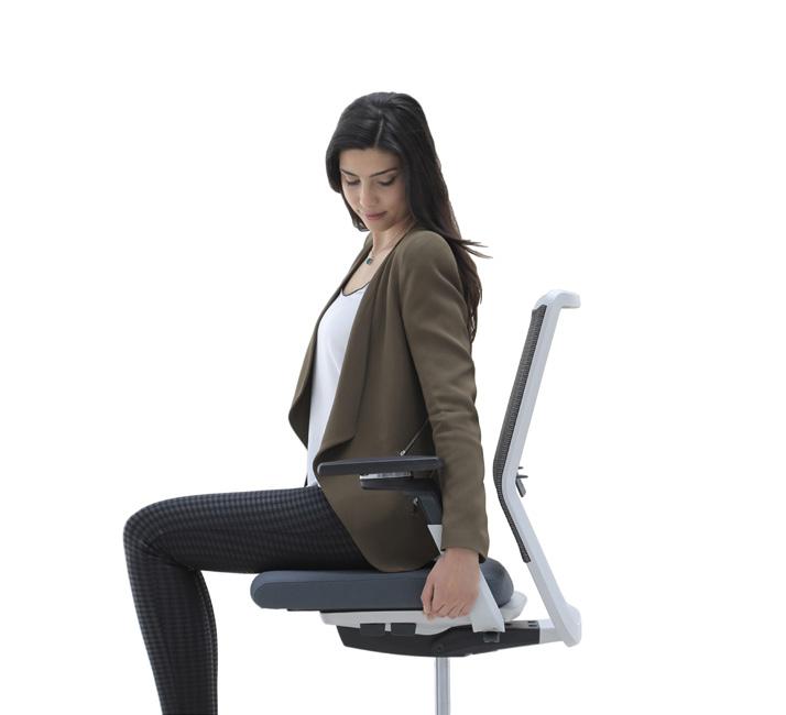 Seat Depth By fine-tuning the seat depth, a more natural and supportive