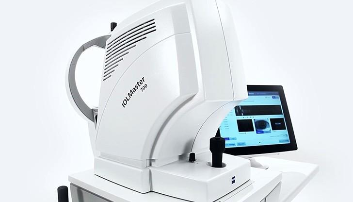 IOLMaster 700 (Zeiss) Swept-Source Optical Coherence Tomography (SS-OCT) Axial