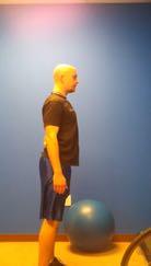 Waiter s Bow This exercise strengthens the glutes and stretches the hamstrings.