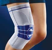 Straight Hinge Sports Knee 13 sleeve is 1/4 thick with moveable felt horseshoe buttress. 180 degree fixed hinges set in completely enclosed DermaDry(RM) pockets, reinforced for extra durability.