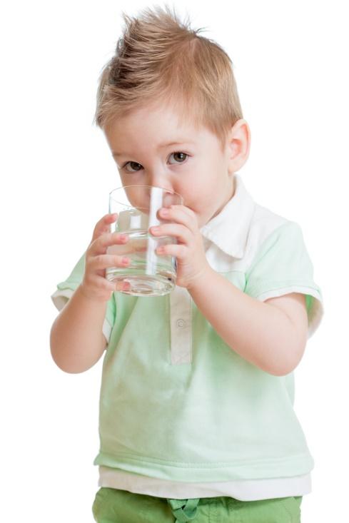 13 Beverages Drinking water should be available at all times for self-serve, both indoors and outdoors. Children play hard and need enough fluid to stay well hydrated.