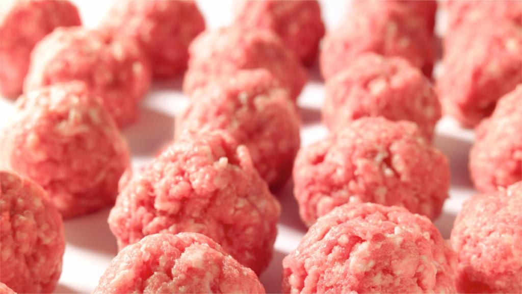 Fiber for meat preparations Improved texture Increased efficiency through higher water retention