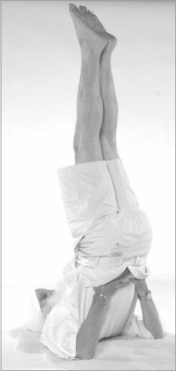 Shoulder Stand 1 MINUTE. We re going to do shoulder stand. (If you have a neck problem, then I want you to avoid doing this particular exercise.