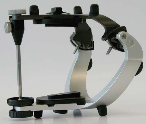 A. PROTARevo with Splitcast (Factory adjustment) If the articulator is factory-equipped with the KaVo Splitcast, the magnetically-held control plate serves to accept the model.