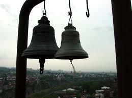 Signal bells...... when should they start ringing?