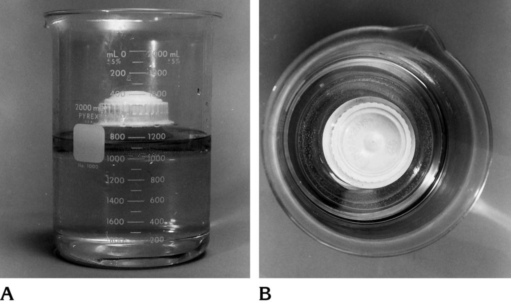 1350 KWOCK AJNR: 18, August 1997 Fig 1. Photographs of the phantom. A, Frontal view of the phantom shows a 1000-mL glass beaker filled with commercial vegetable oil.