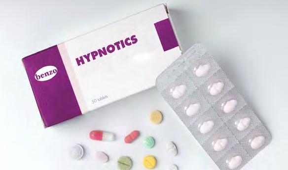 Hypnotics and anxiolytics Most hypnotics and anxiolytics prescribed in Luxemburg are benzodiazepines and similar medications, such as Z-drugs (see table page 4).