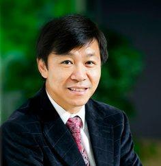 He is also currently holding teaching appointments as a clinical professor of Kansai medical University and Kyoto University.