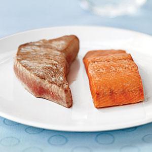 KEEP Salmon & Tuna Steaks Ditch Steak In the mood for something savory and meaty? Salmon might be the answer.