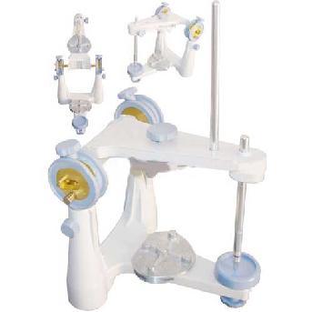 Articulator offers the best ANATOMICAL ARTICULATOR WITH INCISIVE ALUMINUM PRESSOFUSION OF ONLY 590/GR performance with an excellent degree of accuracy.