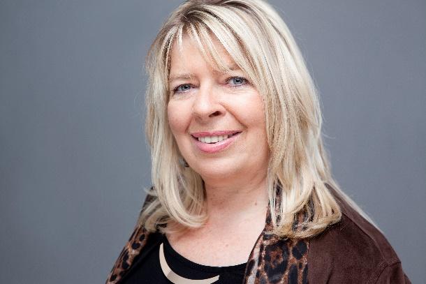 Monday Lunch: Dr. Martine Hébert Martine Hébert (Ph.D. in psychology) is the Tier 1 Canada Research Chair in Interpersonal Traumas and Resilience and the co-holder of the Interuniversity Research Chair Marie-Vincent on child sexual abuse.