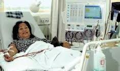 Overview of Dialysis When Kidneys fail, patients need dialysis or a kidney transplant. Renal failure is irreversible.