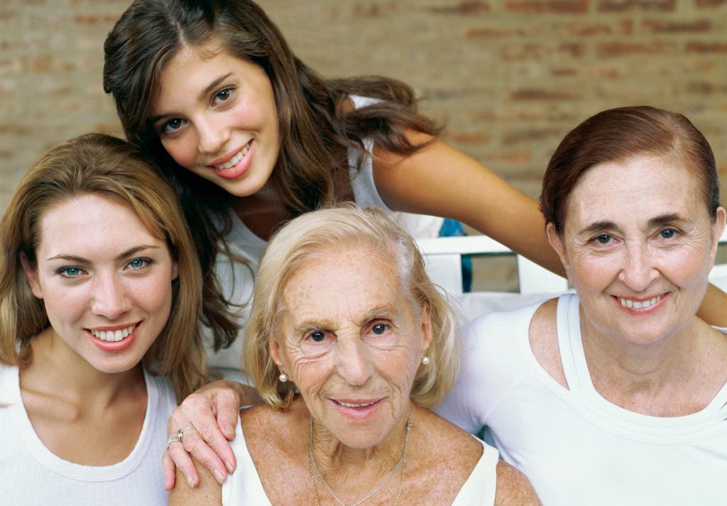 Create a family health history A family health history can help you and your doctor know if Alzheimer s disease runs in your family. It lists health facts about a person and close relatives.