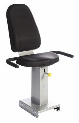 Seat adjustment levers can be operated with one hand. The seat features a 204 kg.