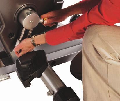 Developed by rehabilitation professionals, adaptability makes the PRO2 the choice for physical therapy or total body