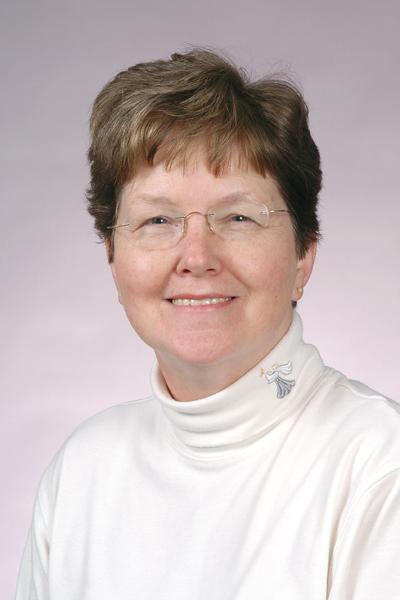 Unit with clean, complete data as soon as possible. The College of Dentistry Welcomes Mary Siems The College of Dentistry and the Department of Family Dentistry welcome Mary Siems.