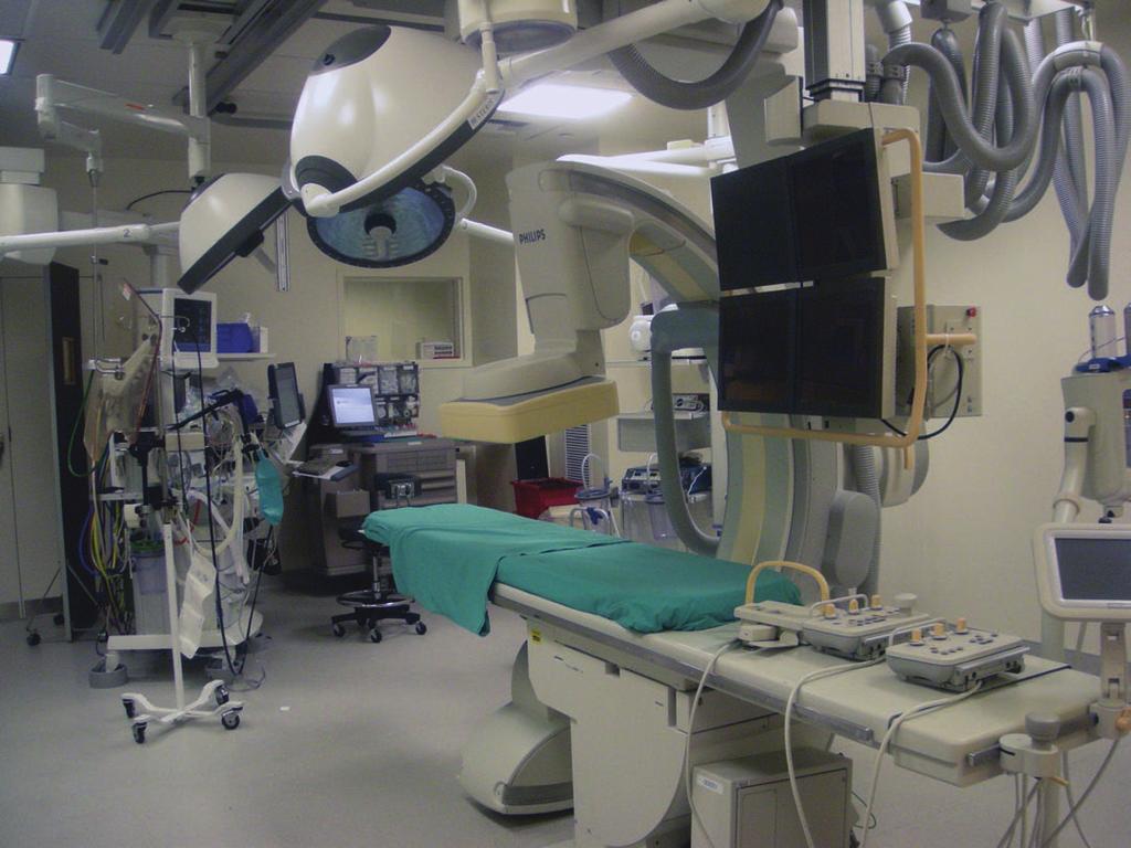 Section 1: Operating Room General Conduct Fig. 1.1. Hybrid operating room setup.