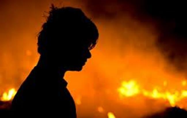 Stressful life events - a way to cope with crisis Early trauma - individuals who set fires are more likely to have been physically or