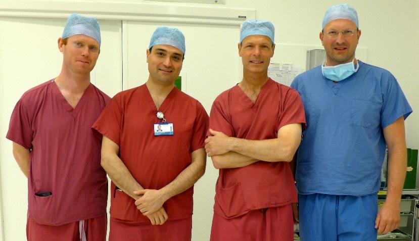 Dr. Maik Stiehler (right) with Dr. Johann Witt (second from right) and collegues at the UCLH Manchester The third place to visit was Manchester, where Prof. Peter Kay was the host.
