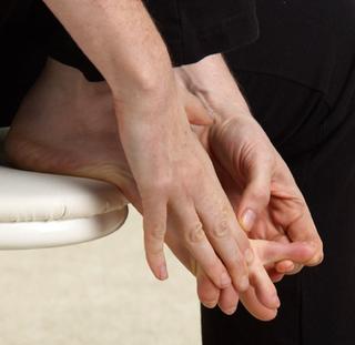 Toe Dorsal Flexion Area Being Stretched: Bottom of Toes and Foot Muscles Emphasized: Plantar Flexors of the Toes (Emphasis is on the toe being stretched) 1.