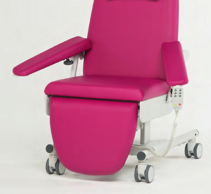 sizes Access Ease of access from front or side with folded-up armrest, access height of 54 cm Seated