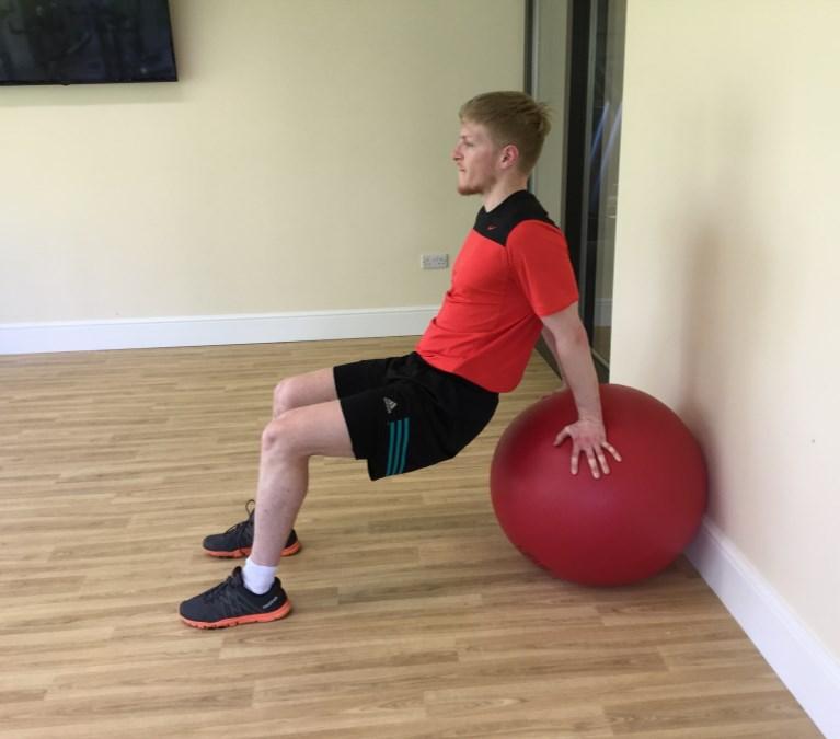 Tricep Dips Whilst supporting yourself on the ball with your hands, shuffle your bottom forwards keeping your hips and knees at right angles until your bottom leaves the ball.