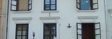 Opravljal je tudi ginekološke preglede. Slika 1. Fajdigova hiša v starem Kranju, kjer je zdravnik živel in delal. Tako sem tudi jaz nekega dne zbolela.
