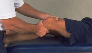 Anterior Cruciate Ligament Tests Lachman s Drawer Test: is considered to be a better test than the drawer test at 90 degrees of flexion. This is especially true immediately after an injury.