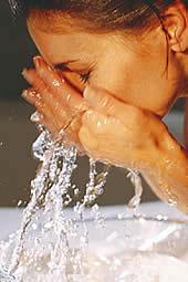 TIP 3 WASH YOUR HANDS, FACE AND FEET BEFORE GOING