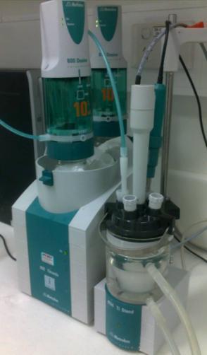 Metrohm titration apparatus for in vitro