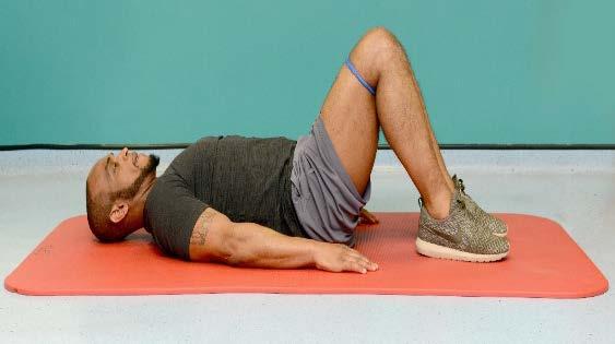 Hold for 10 seconds and slowly lower yourself back to the ground. Repeat. Bridging with theraband Lie flat on your back arms out to the side and palms facing down.