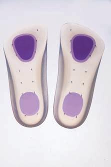 35 Insoles and Footcare Eunice Med insoles ¾ length Softer inserts absorb shock and pain on the metatarsal and heel areas.
