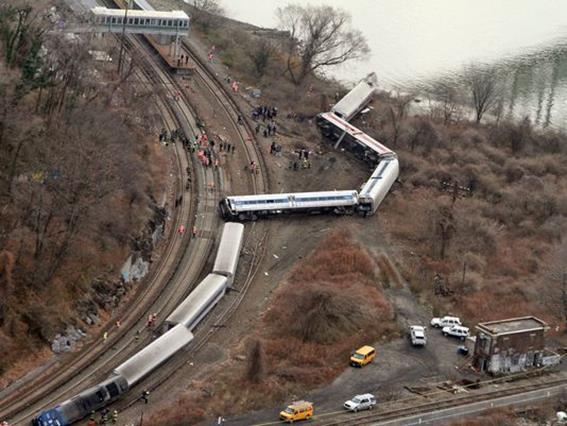 Metro Rail 4 deaths, 61 injuries National