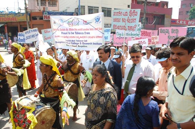 Anti tobacco rally with traditional DOLLU