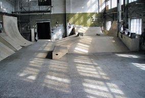 Foto: Kristopher Luigend Haigla daylight Skate park look now cleaned and look like new and ready to skate,