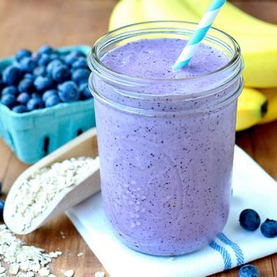 Blueberry Muffin Smoothie Yield: serves 1 1/2 cup milk (I used 1% milk) 6 ounces plain non-fat Greek yogurt 1/2 cup frozen or fresh blueberries 1/2 frozen banana 1/4 cup raw uncooked oats 1/4