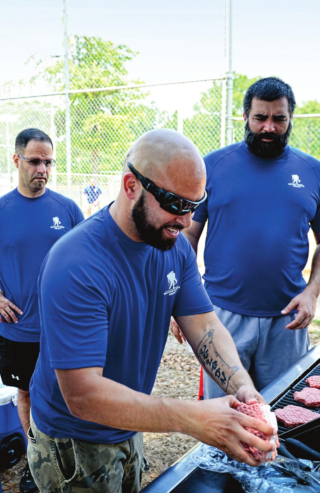 We all share a common ground, and we can use it as a starting point to better our lives. WOUNDED WARRIOR CARLOS DE LEÓN (CENTER) WWP CONNECTS WARRIORS with people who understand their needs.