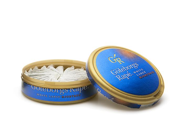 Scandinavian market growth and share estimates Scandinavian snus market up approximately 5% in 2014* Swedish market up close to 5% in 2014 and by more than 3% in Q4.