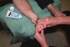 Apply Bon Vital Foot Balm. (Picture 6) Massage the foot using full contact kneading with your palms.