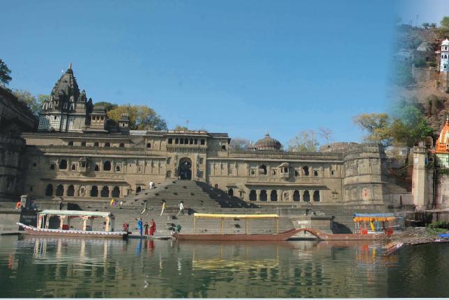 Indore, with its abundance, is stratigically situated between the two holy Jyotirlinga s - Onkareshwar & Mahakaleshwar.