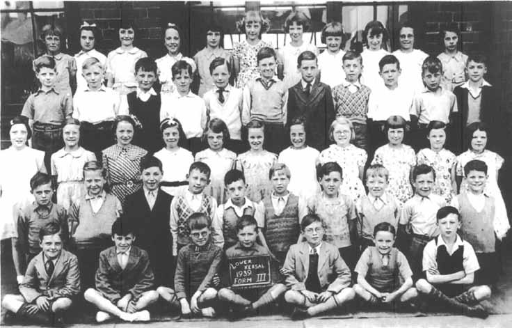 Ed: Bill Kitchingman sent in two photos of Lower Kersal Infants School in 1939.