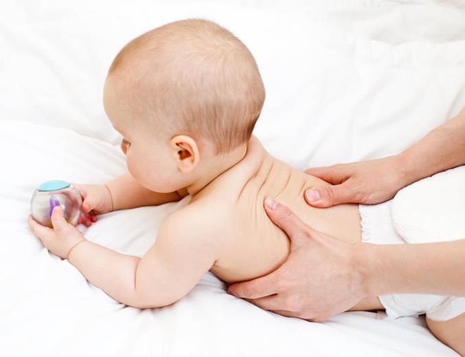 HIP AND PELVIS CONTROL SCAPULA (shoulder blade) STABILITY For a baby to be able to bear weight on his legs for crawling and later walking, a stable pelvis and hip joints are necessary.