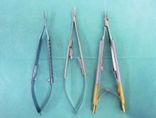 Instrument sets Instrument set for classical scalpel blepharoplasty and brow lift (continued) 2 2 Fig. 5.6 Close-up of Castroviejo micro needle holders, various models.