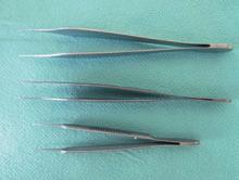 retractor; 2 Castroviejo needle holder; Mayo-Hegar needle holder, larger size; 4 scalpel handle, graduated in cm; 5 Metzenbaum dissecting scissors, blunt, curved; 6 dissecting scissors, angled; 7