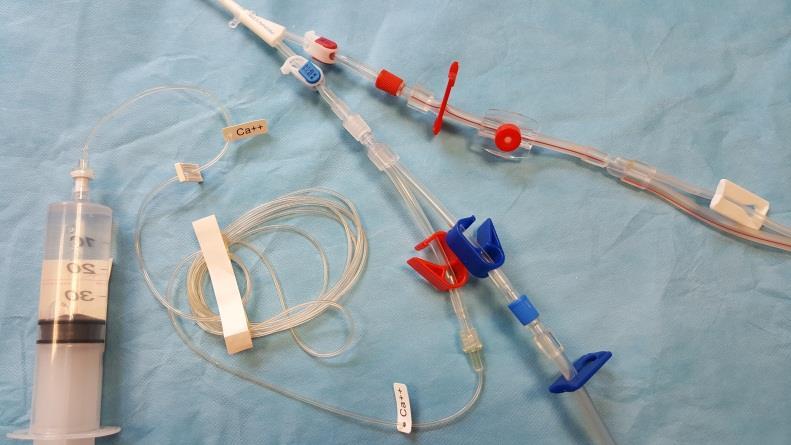 Connection Using a sterile pack and sterile gloves to access the vascath, ensure flow test is performed. 1.