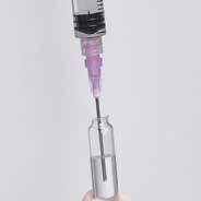 SOL-M Blunt Fill Needle SOL-M Blunt Fill Needle with Filter Usage Guidelines Medication Preparation Remove the Blunt Fill Needle from its package and connect to the syringe. Remove the needle cap.